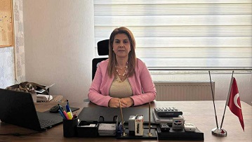 Gülenyüzler’de her birey fark yaratıyor Gülenyüzler Rehabilitasyon Merkezi Kurucusu Saniye Korkmaz, 20 yılı aşkın deneyimiyle özel gereksinimli bireylerin gelişimine destek olduklarını belirterek erken eğitimin önemini vurguladı.