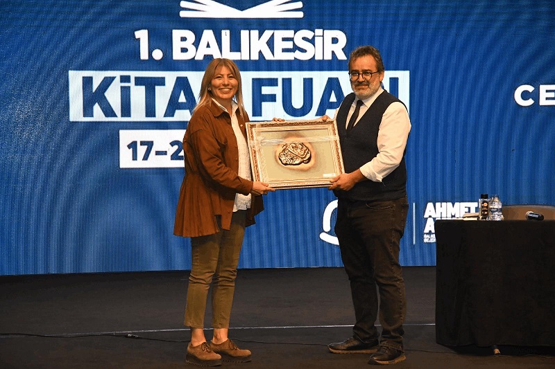 DEMOKRASİNİN ATATÜRK’ÜN DEVLET ANLAYIŞINDA ÖNEMLİ BİR YERİ VAR