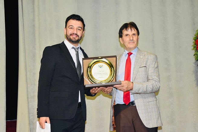 Avrasya Basın Yayın Birliği’nden Şair Yalçın Sevim’e “Yılın En Başarılı Şairi” Ödülü