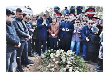 Gülşah Durbay gözyaşları eşliğinde toprağa verildi