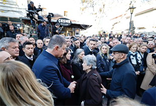 Manisa’nın ilk kadın belediye başkanı Gülşah Durbay son yolculuğuna uğurlanıyor