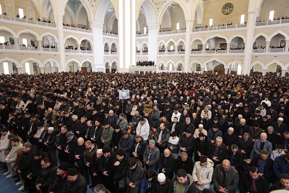 MİRAÇ GECESİNDE ŞAHİNBEY MİLLET CAMİİ DOLDU TAŞTI