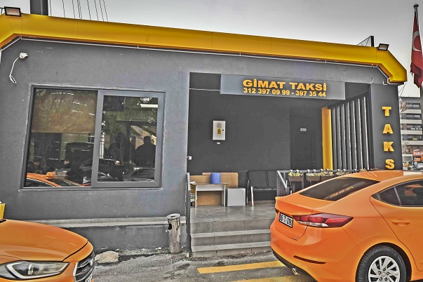 ANKARA BÜYÜKŞEHİR BELEDİYESİ TAKSİCİ ESNAFININ YANINDA