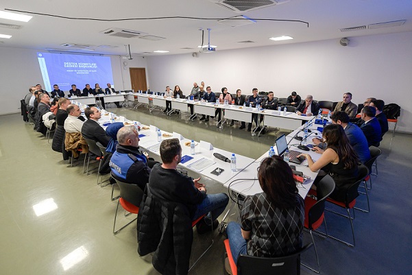 İzmir esnafı için ortak akıl masası