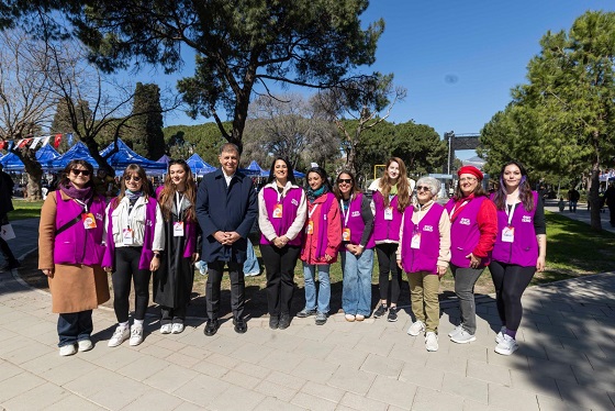 Başkan Tugay, Atatürk'ün sözüyle kadınlar gününü kutladı