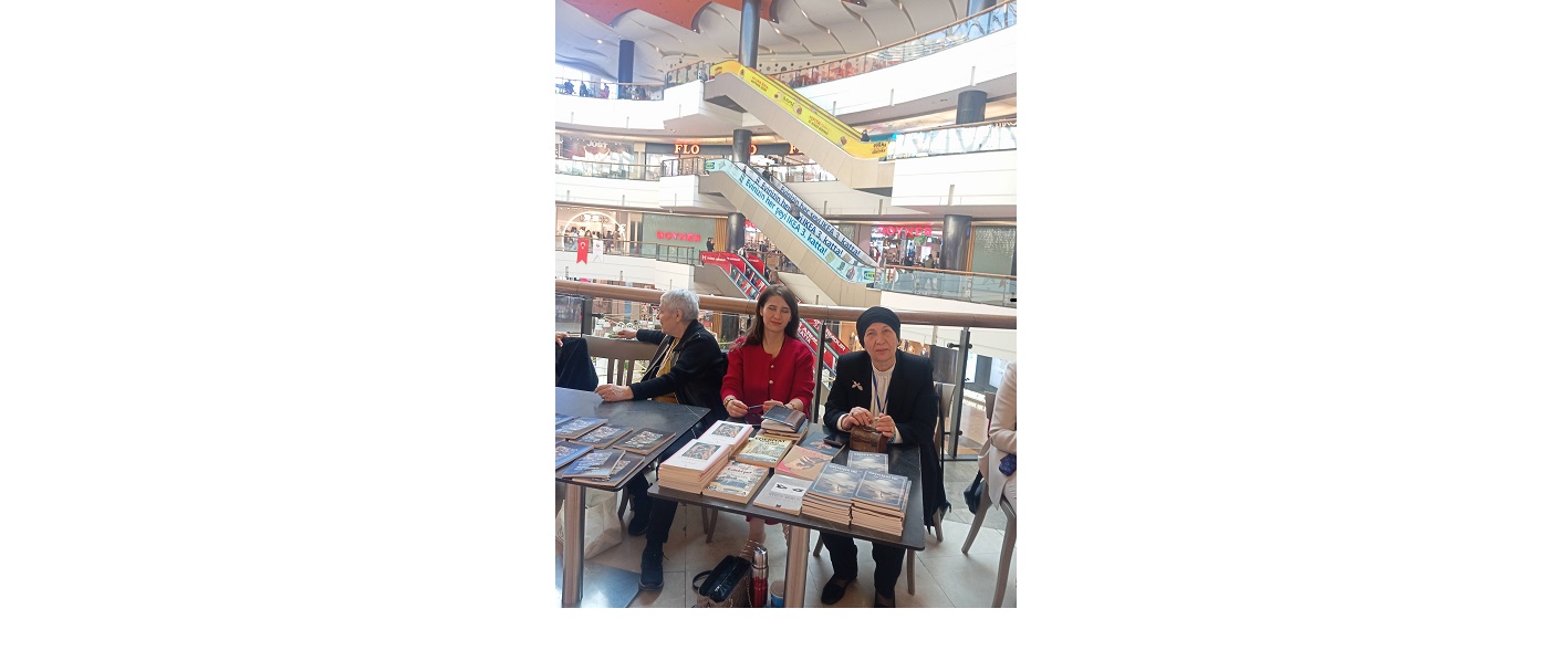 Gaziantep’te 8 Mart’ta Anlamlı Buluşma: 21 Kadın Yazar Bir Araya Geldi