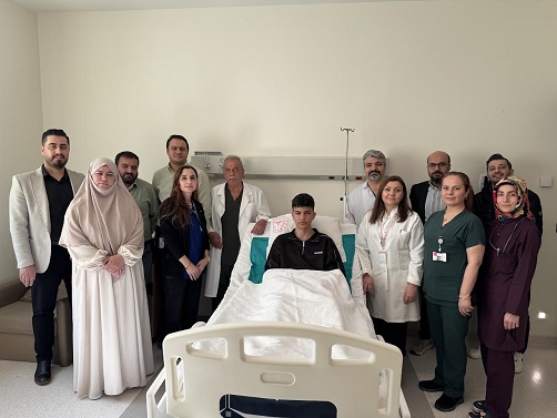 Gaziantep Şehir Hastanesi’nde 122 Günlük Yaşam Mücadelesi: %75 Yanıkla Geldi, Umutla Taburcu Oldu