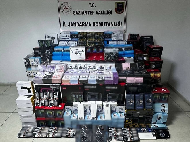 Gaziantep'in merkez Şehitkamil ilçesinde düzenlenen kaçakçılık operasyonunda bir şüpheli gözaltına alındı.