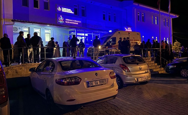 Kırıkkale'nin Karakeçili ilçesinde, garajda silahlı saldırıya uğrayan belediye çalışanı hayatını kaybetti.