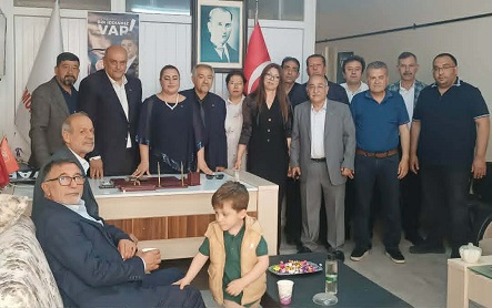 GENEL BAŞKAN GÜLTEKİN UYSAL DEMOKRAT PARTİ BAYRAMLAŞMA PROGRAMINA CANLI BAĞLANDI