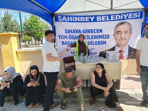 ŞAHİNBEY ZABITA EKİPLERİ LGS'DE ÖĞRENCİLERİN YANINDA OLDU