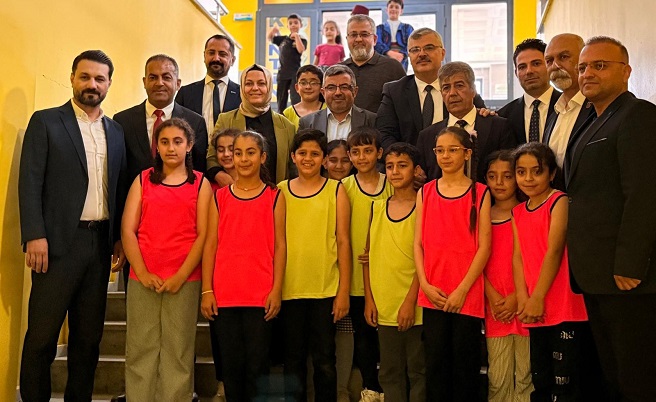  Gaziantep Mali Müşavirlerinden Eğitime Anlamlı Yatırım: Yenilenen Spor Salonu Öğrencilerin Hizmetine Sunuldu