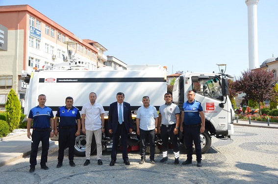 Sel Sonrası Havza'ya Güçlü Destek: TBB'den Yol Süpürme Aracı Hibesi