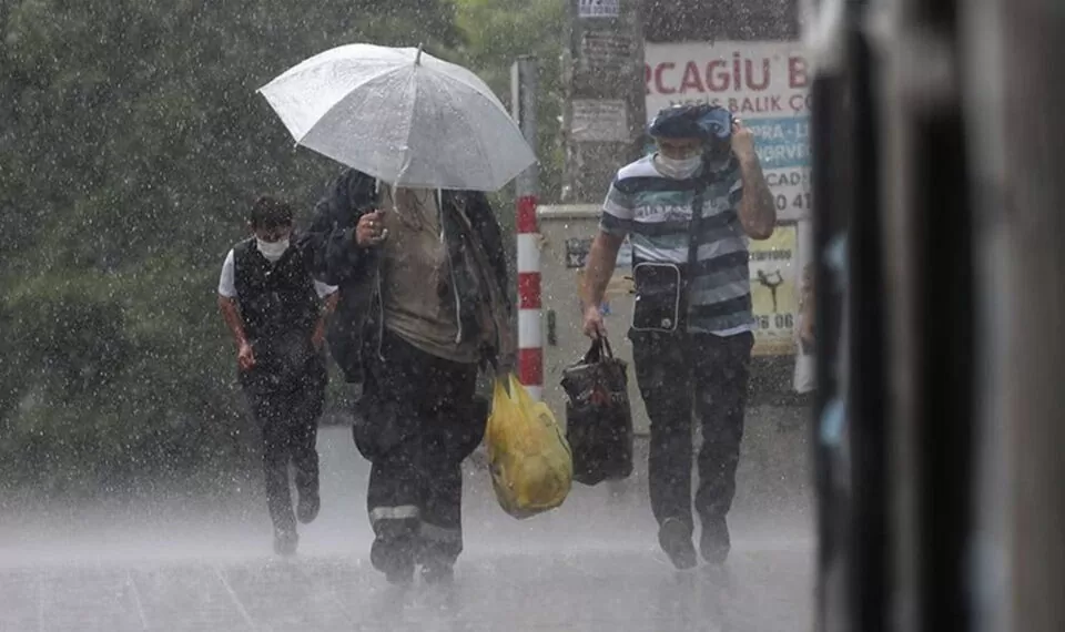 Meteoroloji saat verdi: 2 il için kuvvetli yağış uyarısı! Sabah saatlerine dikkat