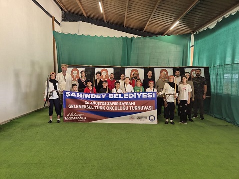 ŞAHİNBEY’DE ZAFERİN COŞKUSU SAHALARA TAŞINDI