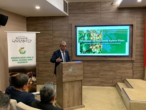 TARIM BİLİM KURULU BAŞKANI ÇAĞLAR’DAN FISTIK ÜRETİCİLERİNE KRİTİK UYARILAR