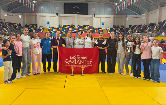 GAZİANTEP BÜYÜKŞEHİR’DEN DÜNYA ARENASINDA GURUR TABLOSU