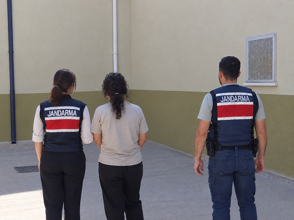 GAZİANTEP’TE 15 YIL HAPİS CEZASIYLA ARANAN ŞAHIS YAKALANDI!