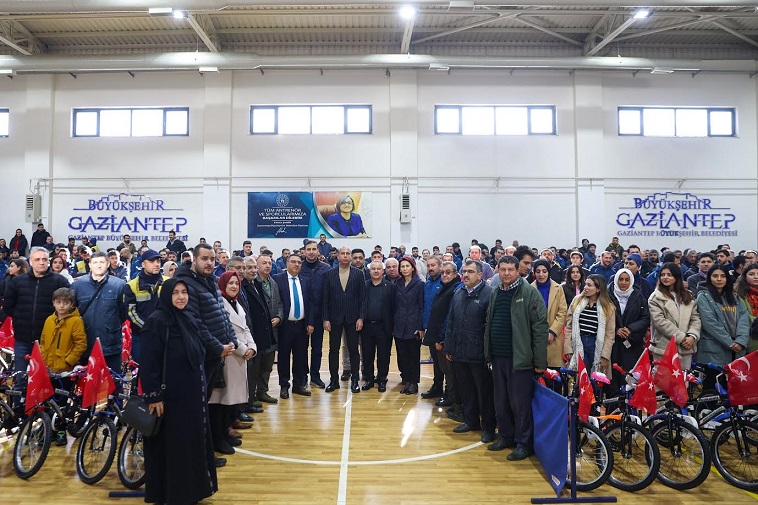   PTT ÇALIŞANLARINA BÜYÜKŞEHİR’DEN BİSİKLET HEDİYESİ!