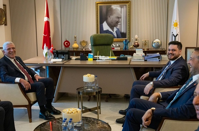     Bağımsız Türkiye Partisi (BTP) Genel Başkanı Hüseyin Baş, İYİ Parti Genel Başkanı Müsavat Dervişoğlu’nu ziyaret etti.