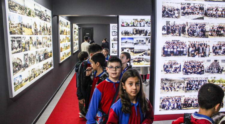 Karacabey Belediyesi’nin Cumhuriyetin 100. yılına  ithafen açılan Fotoğraf Galerisine büyük ilgi!