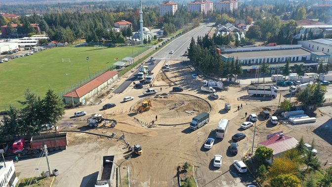 Gül Küçük Sanayi Sitesine giriş ve çıkışları güvenli hale getirecek yolda sona gelindi