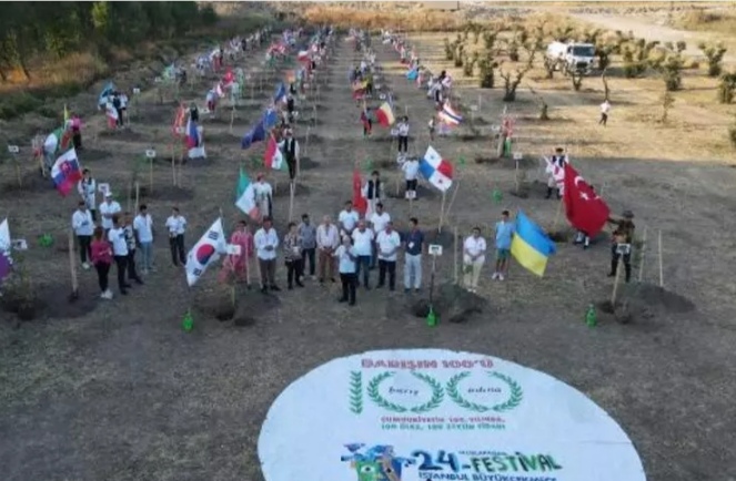 BÜYÜKÇEKMECE’DE 100 ÜLKEDEN 100 ZEYTİN AĞACI DİKİLDİ