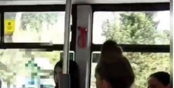  KOCAELİ’NDE TESETTÜRLÜ BİR KADINA HAKARET
