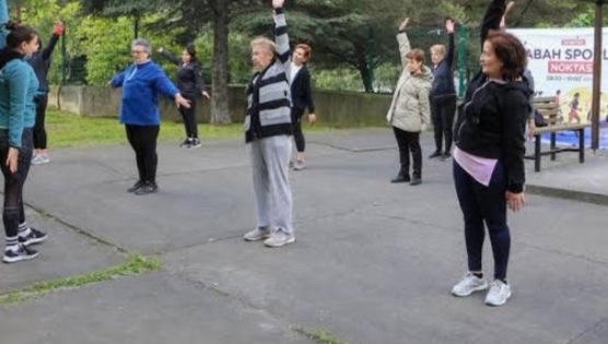 KÜÇÜKÇEKMECE YAZ BOYU SABAH SPORU