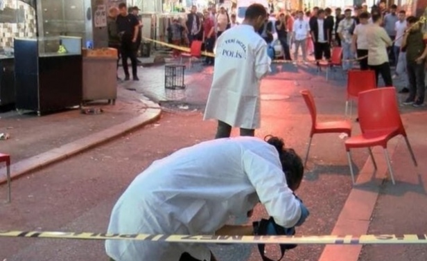 FATİH’TE ÇIKAN KAVGADA 2 KİŞİ HAYATINI KAYBETTİ