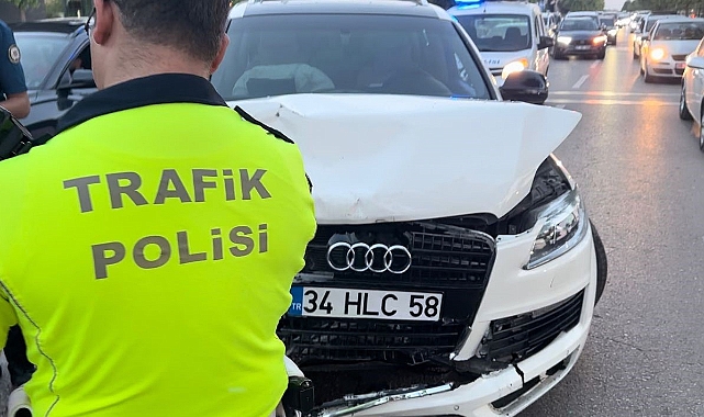 Gaziantep’in Şehitkamil ilçesinde 5 aracın karıştığı zincirleme trafik kazasında 3’ü çocuk 7 kişi yaralandı.   