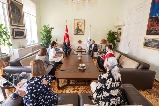 Soyer Ukrayna’nın İstanbul Başkonsolosu Nedilskyi’i ağırladı   