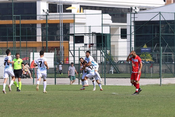 Play-Off’ta 7 gol, 1 kırmızı kart, kazanan Kaş Belediye Spor