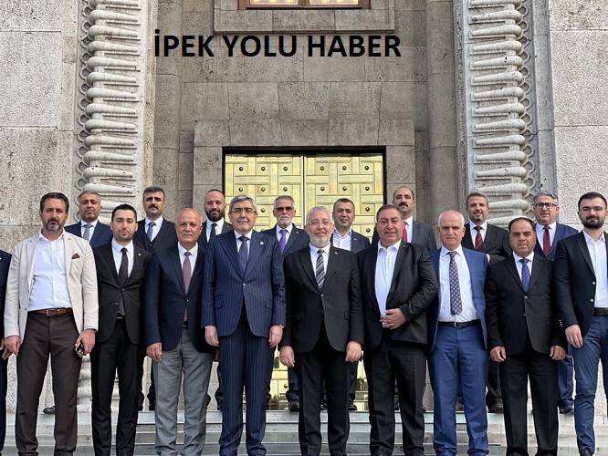   AK PARTİ GAZİANTEP İL BAŞKANI TEYMUR’DAN  MİLLETVEKİLLERİNE HAYIRLI OLSUN ZİYARETİ