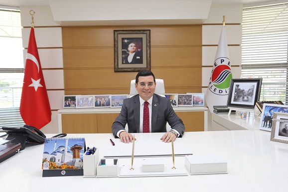 Kepez Belediye Başkanı Hakan Tütüncü’nün Kurban Bayramı mesajı