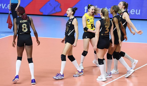    Son Şampiyon VakıfBank  Süper Final’de sahne alıyor   