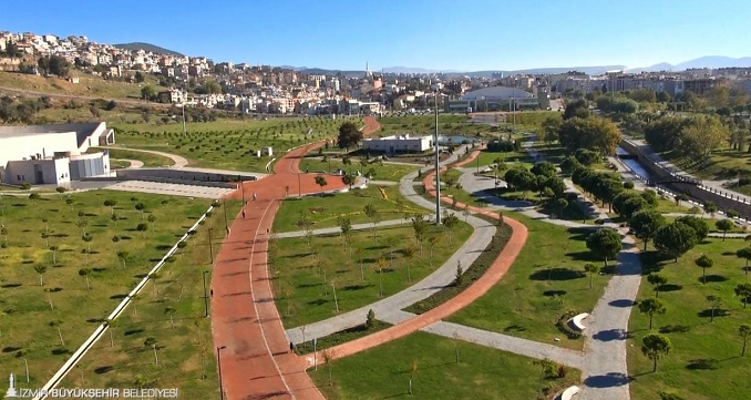    Büyükşehir’den 7 ilçede 524 karavanlık park alanı  İzmir’in yeni karavan parkları yola çıktı