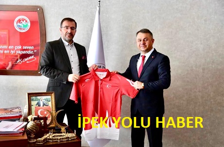 Bekir AYAZ’dan  Atletizm Federasyonuna   ziyaret !