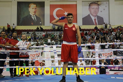  BÜYÜKŞEHİR’İN BOKSÖRÜ DEMİRCEYLAN AVRUPA ŞAMPİYONU OLDU