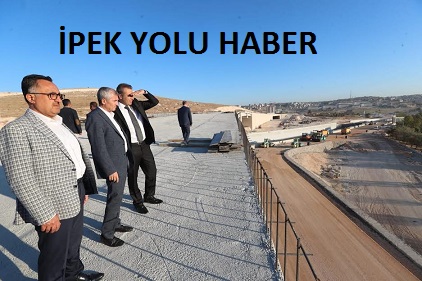BAŞKAN TAHMAZOĞLU KAYMAKAM ÇİÇEK İLE BİRLİKTE ÜÇ KATLI KÖPRÜLÜ KAVŞAK ÇALIŞMASINI İNCELEDİ