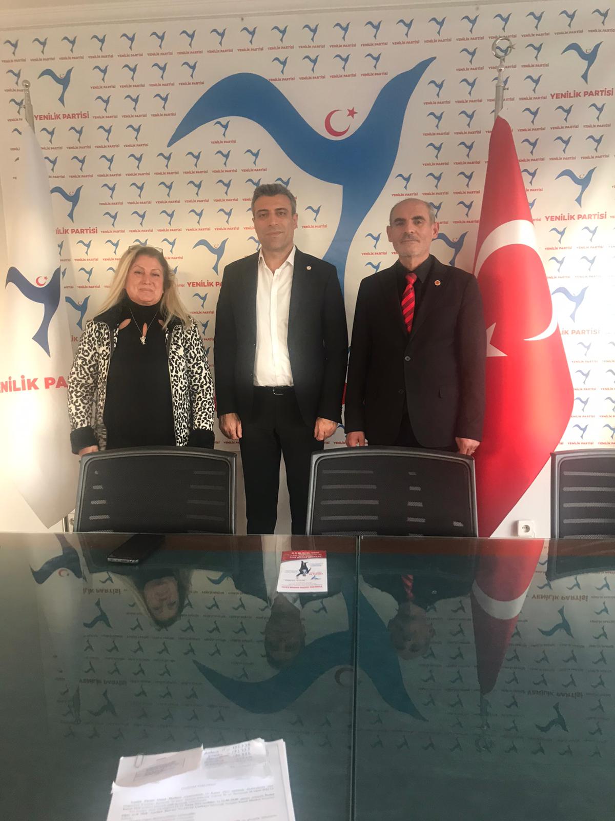 VATAN SEVERLER PARTİSİ VE YENİLİK PARTİSİ GENEL BAŞKANI ÖZTÜRK YILMAZ’IN GENEL  MERKEZİNİ ZİYARET  ETTİ.