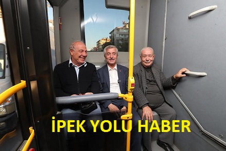 BAŞKAN TAHMAZOĞLU VATANDAŞLARLA OTOBÜSTE BİR ARAYA GELDİ