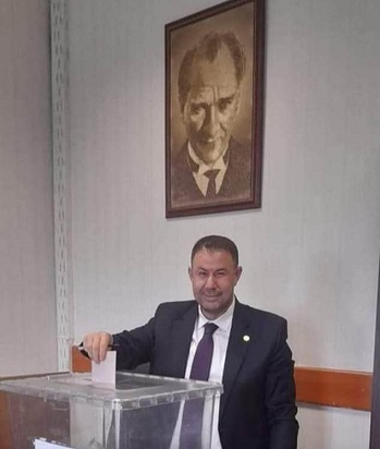 SÜLEYMAN ÇİÇEK GÜVEN TAZELEDİ