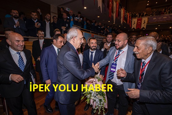 CHP Lideri Kılıçdaroğlu İzmir’de Roman yurttaşların sorunlarını dinledi