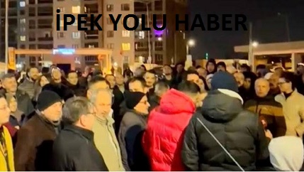 Bursa’nın Osmangazi ilçesi Demirtaş Mahallesi’nde ikamet eden site  sakinleri yüksek aidat artışına tepki gösterdiler.