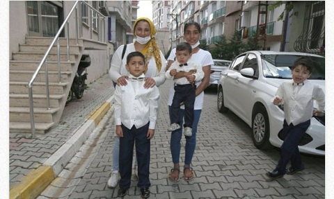 500 .E YAKIN ÇOCUĞU SÜNET ETTİRMEK İÇİN KAYIT AÇTI 450.YE YAKIN BAŞVURU YAPILDI.
