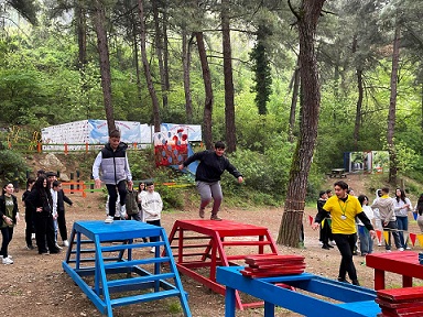 Çiftlikköy Belediyesi’nden Öğrencilere LGS Öncesi Doğa Molası