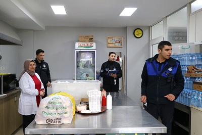 Çiftlikköy’de Zabıtadan Okul Kantinlerine Denetleme