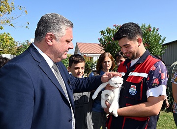 YALOVA BELEDİYESİ VETERİNERLİK HİZMETLERİ 2024 YILINDA 7.763 İHBARI DEĞERLENDİREREK SOKAK CANLARINA MÜDAHALE ETTİ