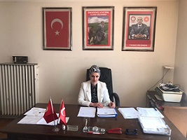 VATAN SEVERLER PARTİSİ ÇANKAYA İLÇE BAŞKANI HEDİYE ÇALBIYIK MAZBATASINI ALDI